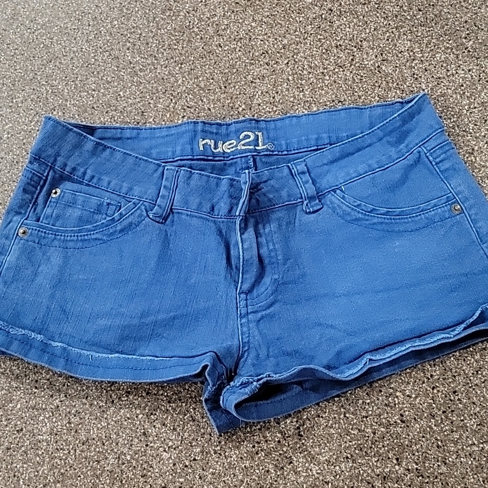 Rue 21 blue shorts 💙